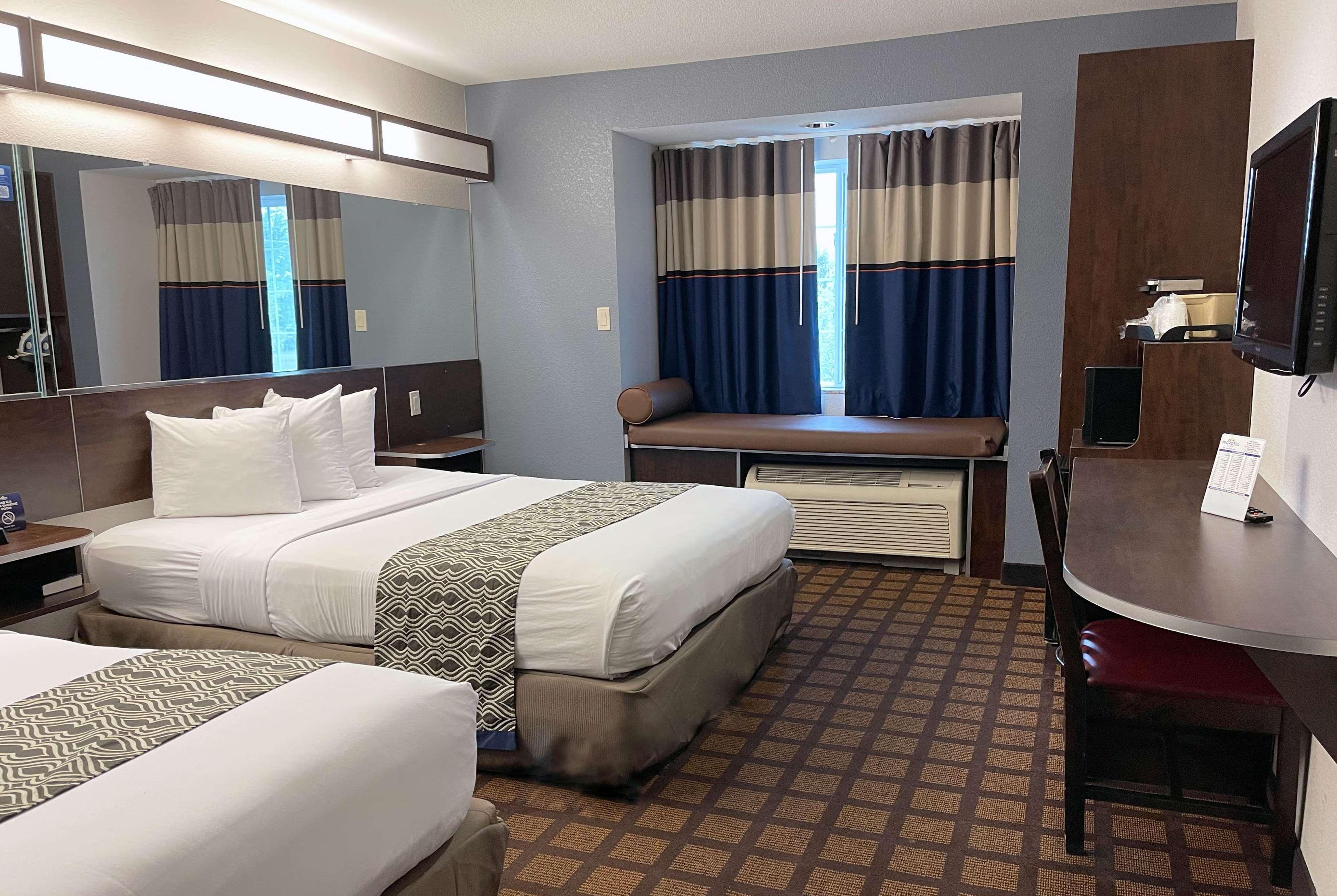 Microtel Inn & Suites By Wyndham Michigan City Exterior foto