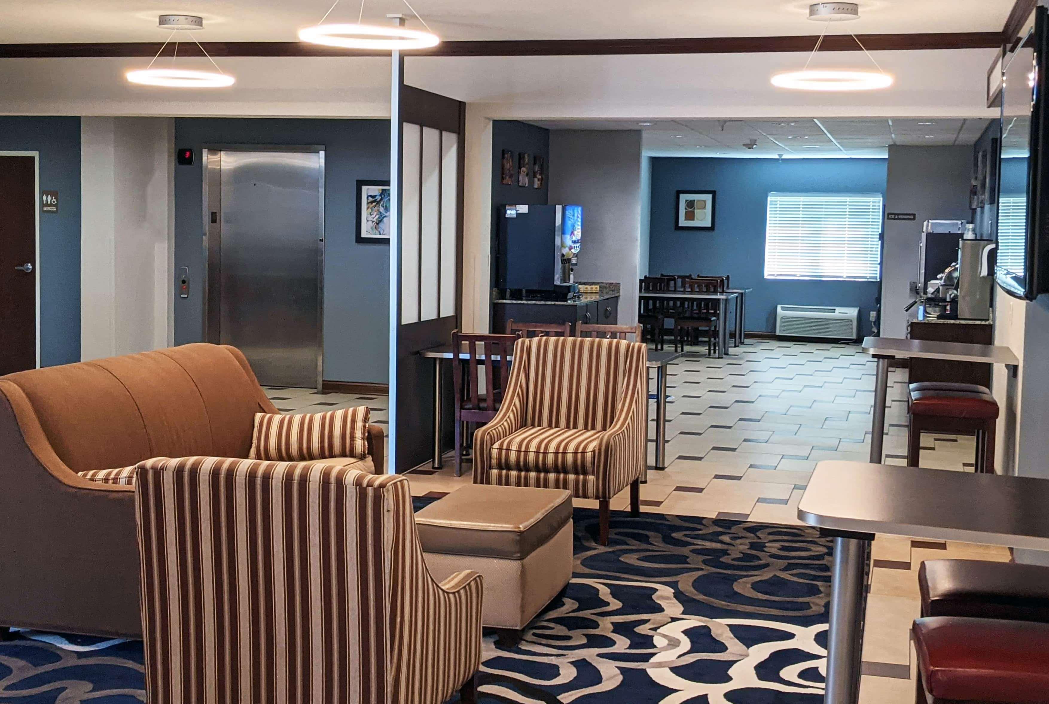 Microtel Inn & Suites By Wyndham Michigan City Exterior foto